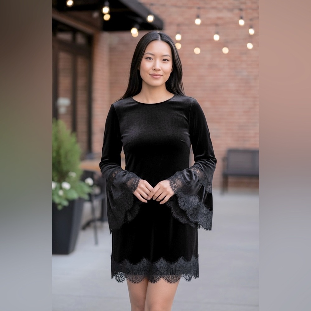 Aqua Black Velvet Dress with Lace Sleeves Size M Excellent condition Stunning!